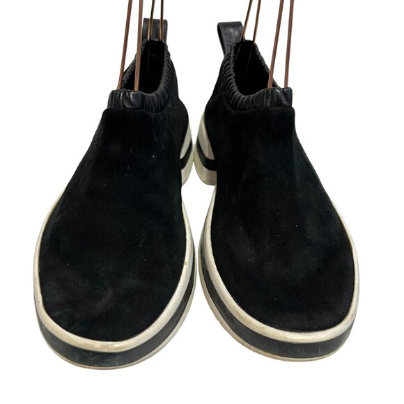 Stuart Weitzman SW 612 Slip on Sneaker black suede size 7 laceless chunky - Picture 2 of 16